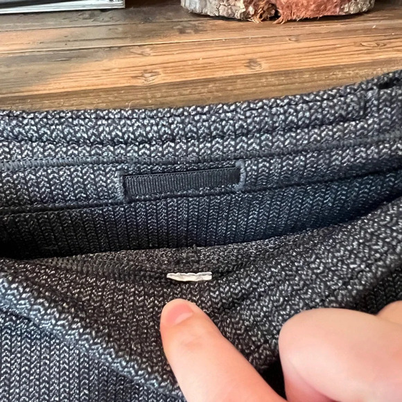 Lululemon women’s speed up tight 28” size 6 - Picture 12 of 13